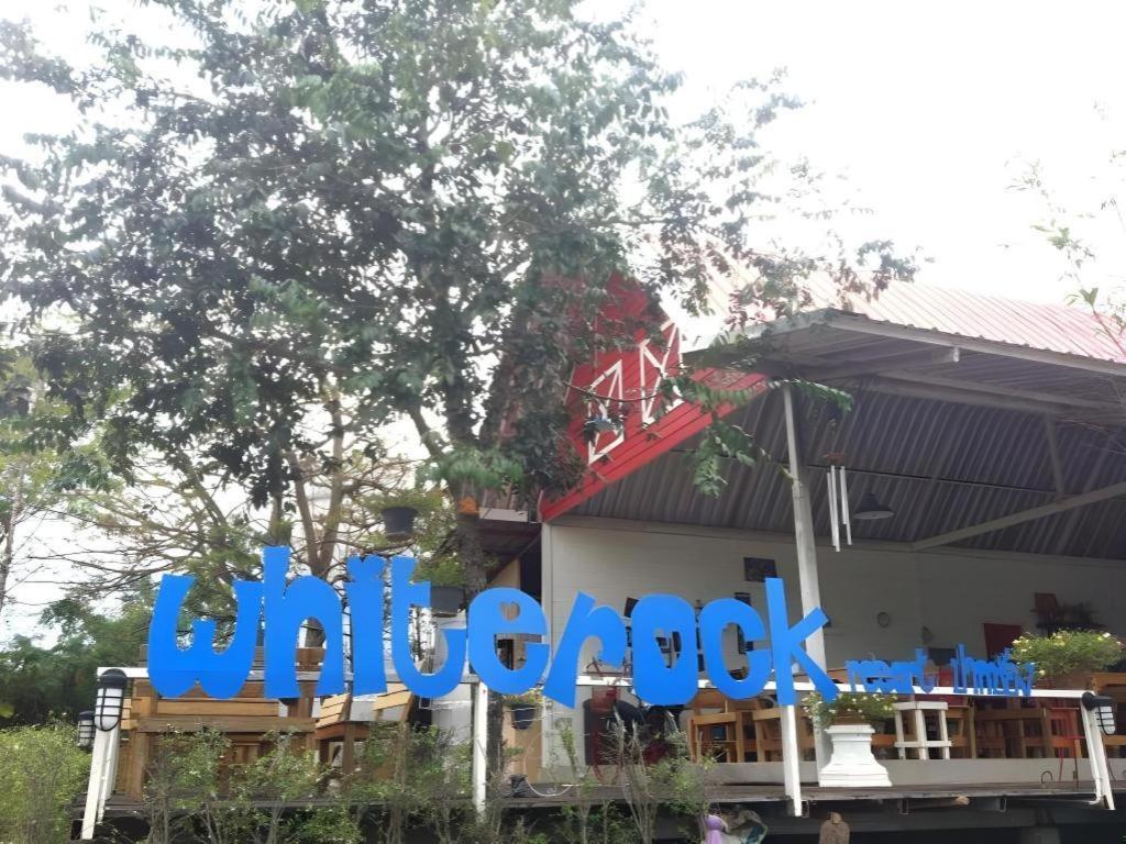 White Rock Resort Pakchong Luaran gambar