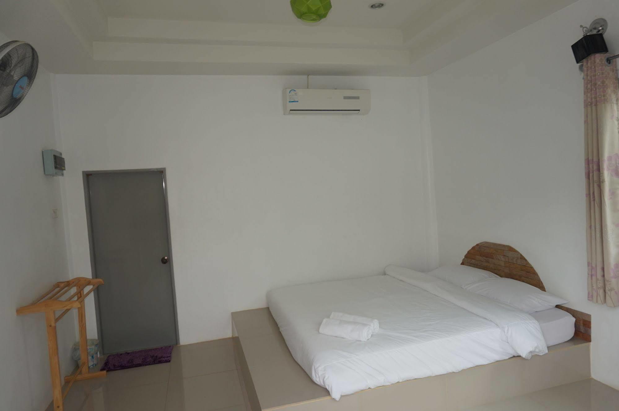 White Rock Resort Pakchong Luaran gambar