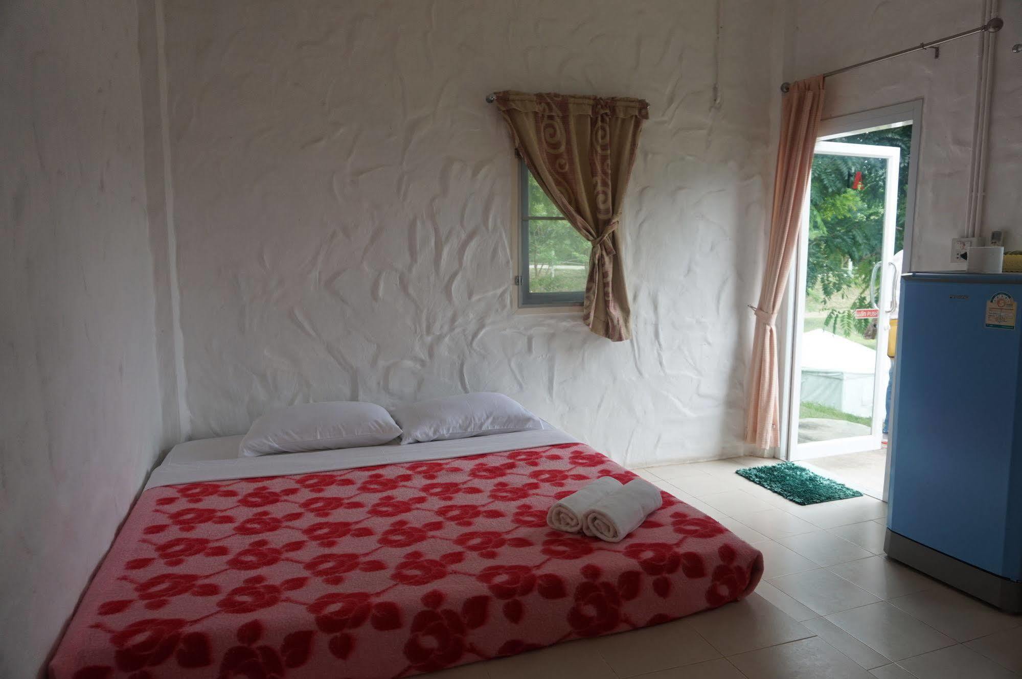 White Rock Resort Pakchong Luaran gambar